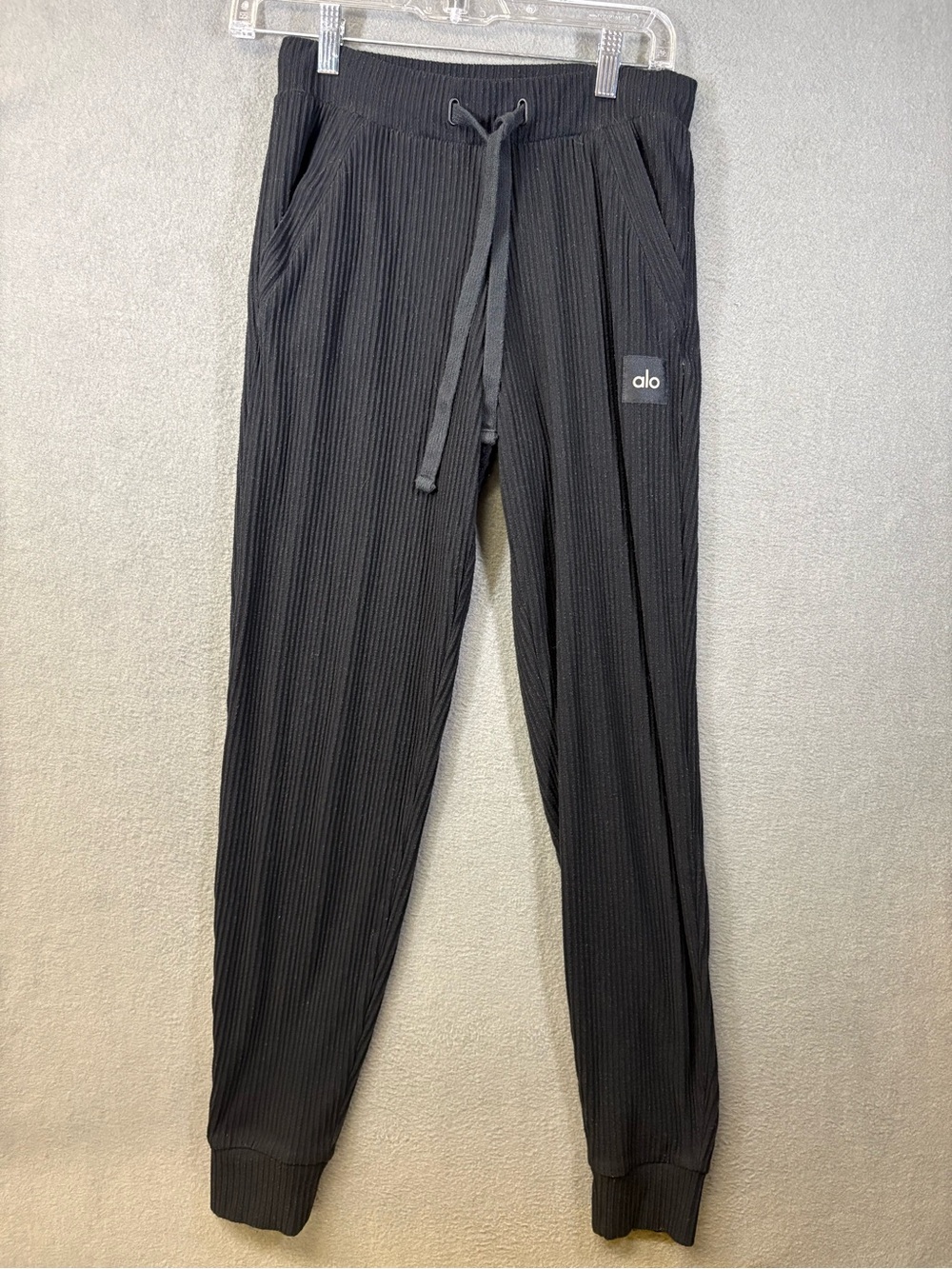 Alo Yoga Women's Muse Ribbed Sweatpants Black Size Small
